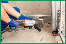 Quality Garage Door Service Arnold, MD 410-803-3163 - installation-sid-gr-22m